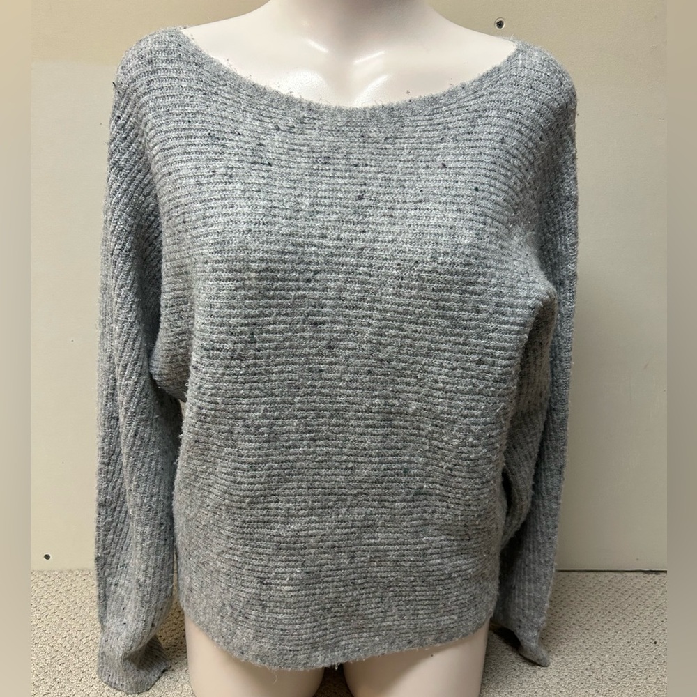 2/$30⚡️- SWEATER | Women’s Joe Fresh sweater size medium